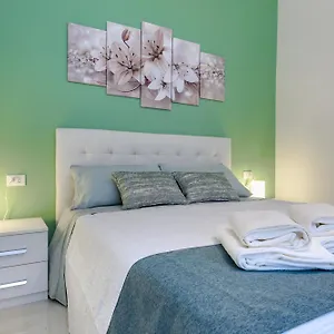  Apartment Victoria